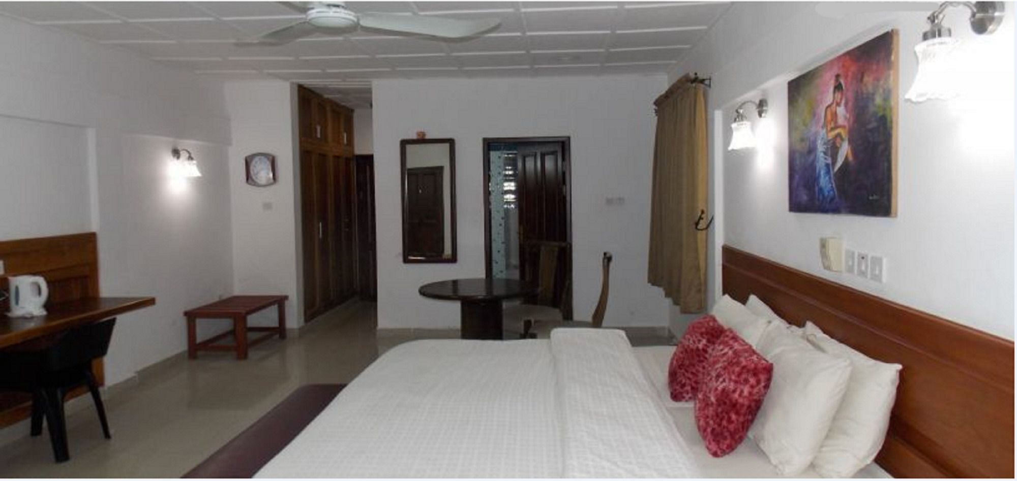 Whispering Palms Resort Magbon Esterno foto